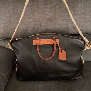 Dooney & Bourke Bag